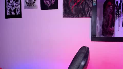 NYX online show from April 2026 07:16:02 PM