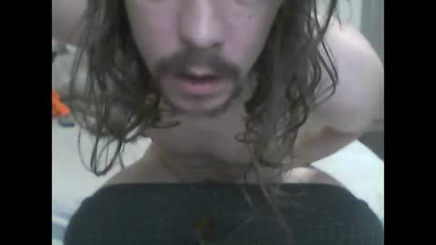 Snapshot of glitchingglob chatting on January 2025 04:27:01 PM glitchingglob online show from January 2025 04:27:01 PM