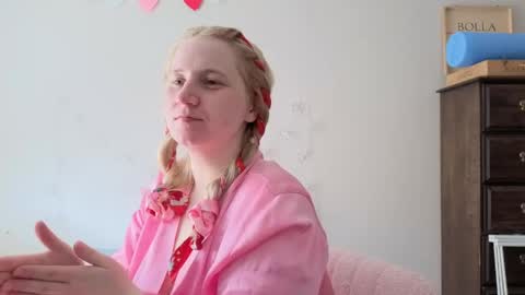 Glitch online show from May 2026 04:14:02 PM