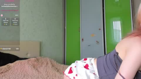 Snapshot of glitchy_doll chatting on March 2026 03:30:02 AM Sara online show from March 2026 03:30:02 AM