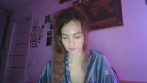 Snapshot of glitter_doll chatting on January 2025 08:19:02 PM glitter_doll online show from January 2025 08:19:02 PM