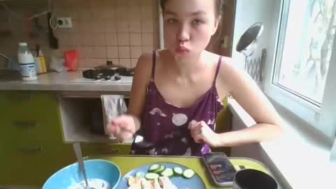 Snapshot of glitter_doll chatting on March 2025 10:09:01 AM glitter_doll online show from March 2025 10:09:01 AM