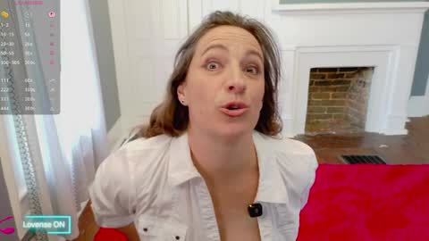 Snapshot of glittercumbucket chatting on March 2026 05:19:01 PM glittercumbucket online show from March 2026 05:19:01 PM