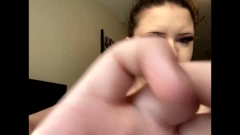 Snapshot of glitteredbrat chatting on October 2025 04:19:01 PM glitteredbrat online show from October 2025 04:19:01 PM