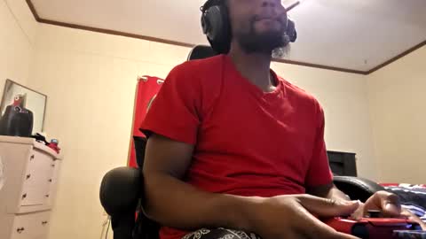 glomightyj online show from May 2026 05:01:02 AM