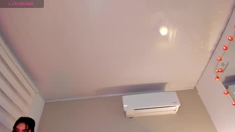 Snapshot of gloomy_sweetness chatting on February 2025 02:14:01 AM Gloomy Sweetness online show from February 2025 02:14:01 AM
