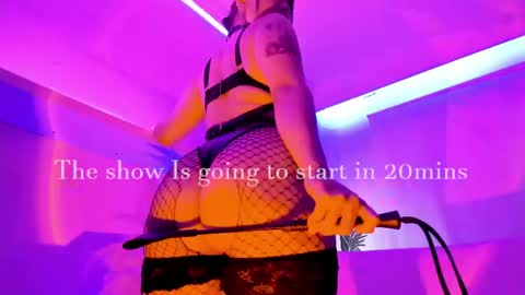 Mimi online show from April 2026 05:15:01 PM