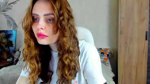 Gloria Wood online show from May 2026 03:18:02 PM