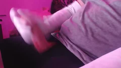 Glove Mad online show from March 2026 01:16:02 AM