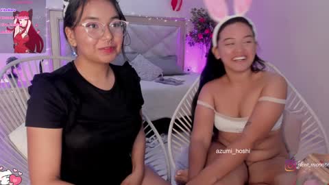 Snapshot of glow_moon chatting on January 2025 04:55:01 AM Moon Nicoll online show from January 2025 04:55:01 AM