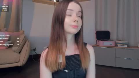 Ann Eliz and Gigi online show from April 2026 07:15:01 PM