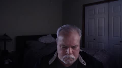 Snapshot of gmctruckguy chatting on February 2025 09:58:02 PM gmctruckguy online show from February 2025 09:58:02 PM