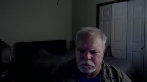 Snapshot of gmctruckguy chatting on October 2025 07:31:01 PM gmctruckguy online show from October 2025 07:31:01 PM