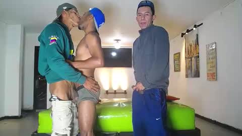 THOMAS AND DAMIAND online show from February 2026 07:45:01 PM