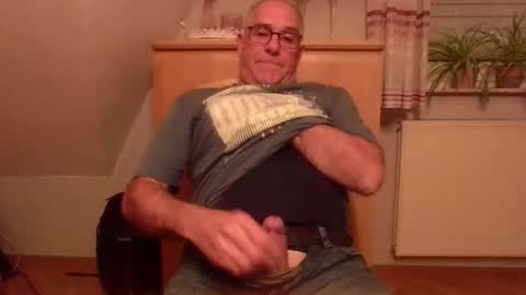 gngh1969 online show from May 2026 09:45:02 PM