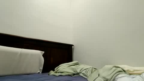 Snapshot of gnik8124 chatting on November 2025 07:52:01 AM gnik8124 online show from November 2025 07:52:01 AM