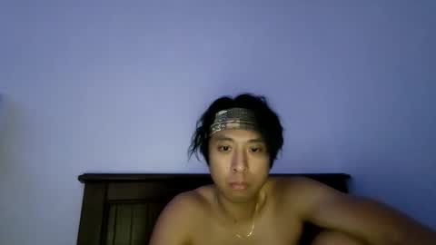 Snapshot of gnik8124 chatting on April 2026 04:11:01 AM gnik8124 online show from April 2026 04:11:01 AM