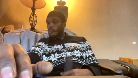 Snapshot of goatchocolate chatting on December 2024 08:14:02 PM goatchocolate online show from December 2024 08:14:02 PM