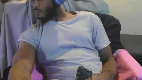 Snapshot of goatchocolate chatting on January 2025 07:24:01 PM goatchocolate online show from January 2025 07:24:01 PM