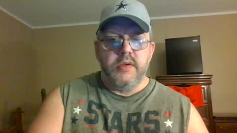 IDKIDCIDGAF online show from July 2026 02:05:17 AM