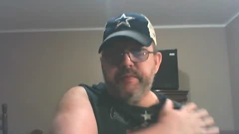IDKIDCIDGAF online show from August 2026 02:02:02 AM