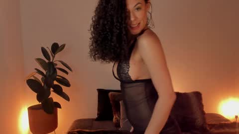 Elena online show from December 2024 02:06:02 AM