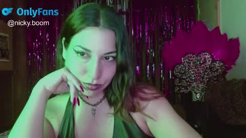 Snapshot of goddess_nickyboom chatting on October 2025 08:42:02 PM Goddess nickyboom online show from October 2025 08:42:02 PM