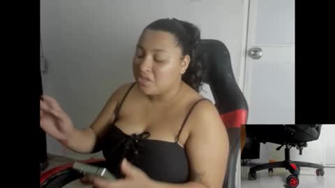 Snapshot of goddess_of_sissys chatting on December 2025 08:04:01 PM goddess_of_sissys online show from December 2025 08:04:01 PM