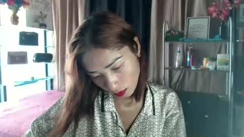 Snapshot of goddess_queen25 chatting on June 2026 05:04:01 AM goddess_queen25 online show from June 2026 05:04:01 AM