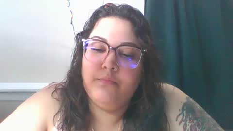 Snapshot of goddess_sereniity chatting on April 2026 04:55:01 PM goddess_sereniity online show from April 2026 04:55:01 PM