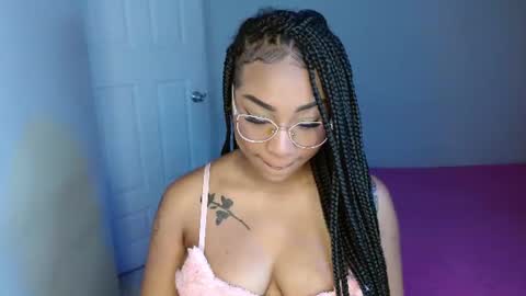 Valentina online show from August 2026 07:57:02 PM