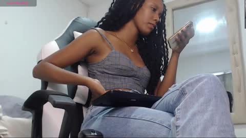 Snapshot of goddess_valen chatting on November 2025 04:30:02 PM goddess_valen online show from November 2025 04:30:02 PM