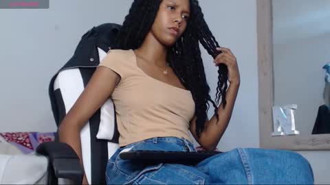 Snapshot of goddess_valen chatting on November 2025 04:07:01 PM goddess_valen online show from November 2025 04:07:01 PM