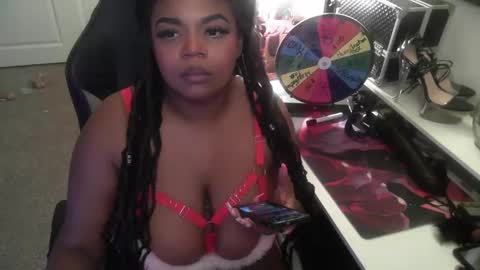 Snapshot of goddesscocoaa chatting on December 2024 11:43:02 AM Goddess Cocoa online show from December 2024 11:43:02 AM
