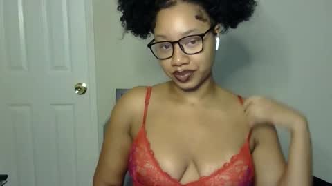 Snapshot of goddessdaisysky chatting on October 2025 03:41:01 PM Goddess Daisy Sky online show from October 2025 03:41:01 PM