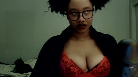 Snapshot of goddessdaisysky chatting on January 2026 06:06:02 AM Goddess Daisy Sky online show from January 2026 06:06:02 AM