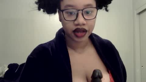 Snapshot of goddessdaisysky chatting on January 2026 06:43:02 PM Goddess Daisy Sky online show from January 2026 06:43:02 PM