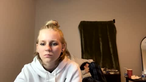 feyaa22 online show from December 2024 12:07:02 AM