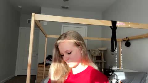 feyaa22 online show from January 2025 01:20:01 PM