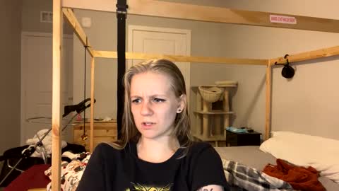 feyaa22 online show from January 2025 02:26:02 AM