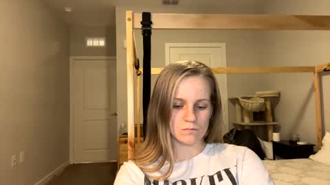 feyaa22 online show from February 2025 01:54:02 AM