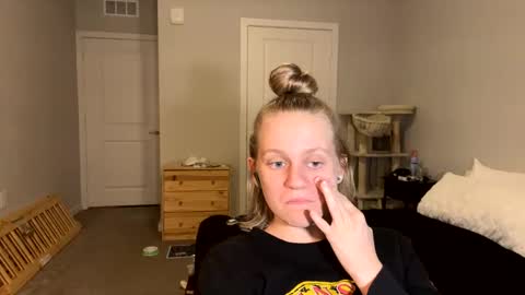 feyaa22 online show from March 2025 01:34:02 AM