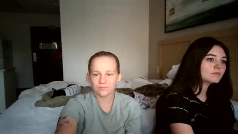 feyaa22 online show from September 2025 04:29:01 PM