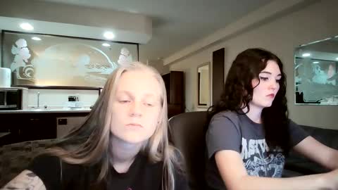 feyaa22 online show from September 2025 04:04:02 AM