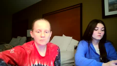 feyaa22 online show from October 2025 04:44:02 AM