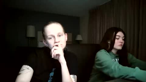 feyaa22 online show from December 2025 02:38:01 AM