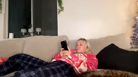 GoddessMayvn online show from December 2024 01:21:02 PM