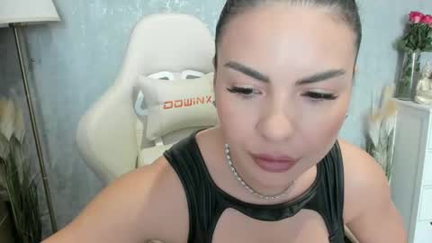 Mistress online show from October 2025 09:17:04 AM