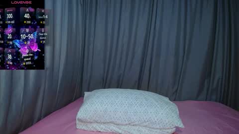 Layla Salvardor online show from October 2025 08:13:01 AM