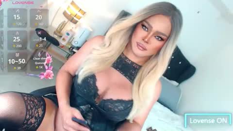 Snapshot of goddesss_hera chatting on December 2025 06:46:02 PM Miss Anna online show from December 2025 06:46:02 PM